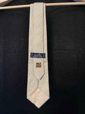 Hermes Cream Silk Tie with Light Blue Paisley Motif